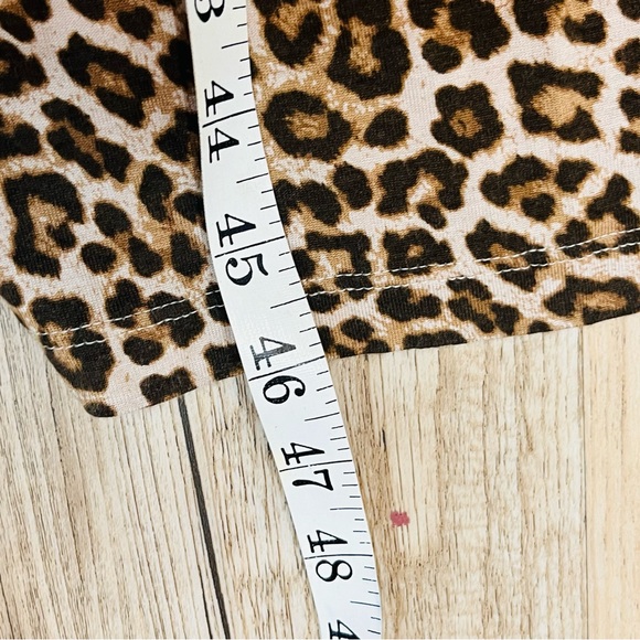 H & M Leopard Sleeveless Jersey Maxi Dress sz Medium - Picture 9 of 9